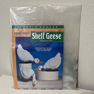 The Needlecraft Shop Shelf Geese 7-Count Plastic Canvas Cross Stitch Kit 400399